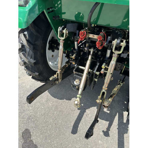 Мінітрактор Файтер 254 , КМ385, рівна підлога, широкі шини 11.2-24, ВОМ 2 швидкості, навіска на 2 гідроциліндра 
